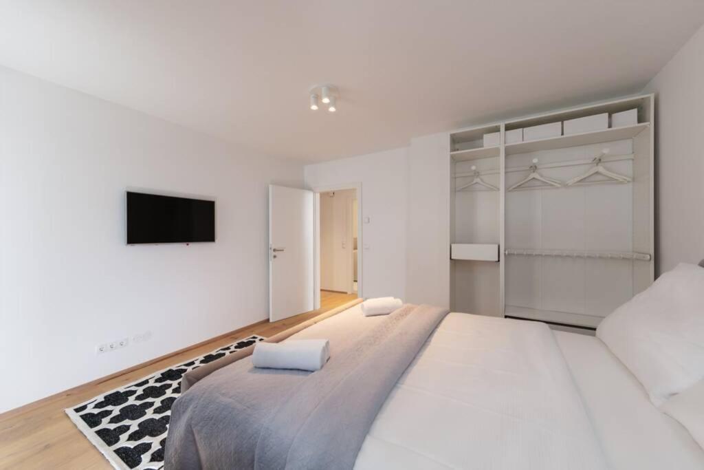 Vienna City Apartments Castelligasse Екстер'єр фото